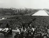 U.S. Information Agency collection, Marian Anderson at the Lincoln Memorial, 9 April 1939